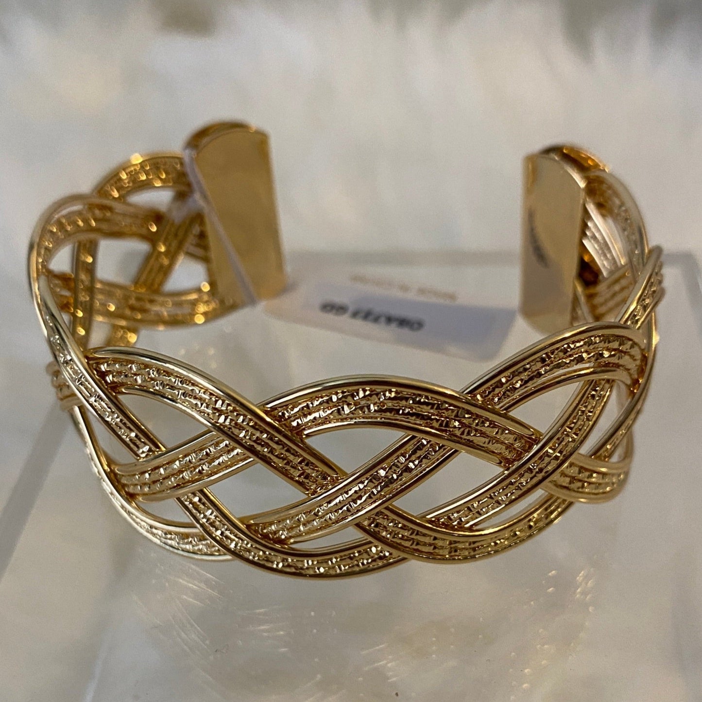 Swirl Pattern Bracelets Collection